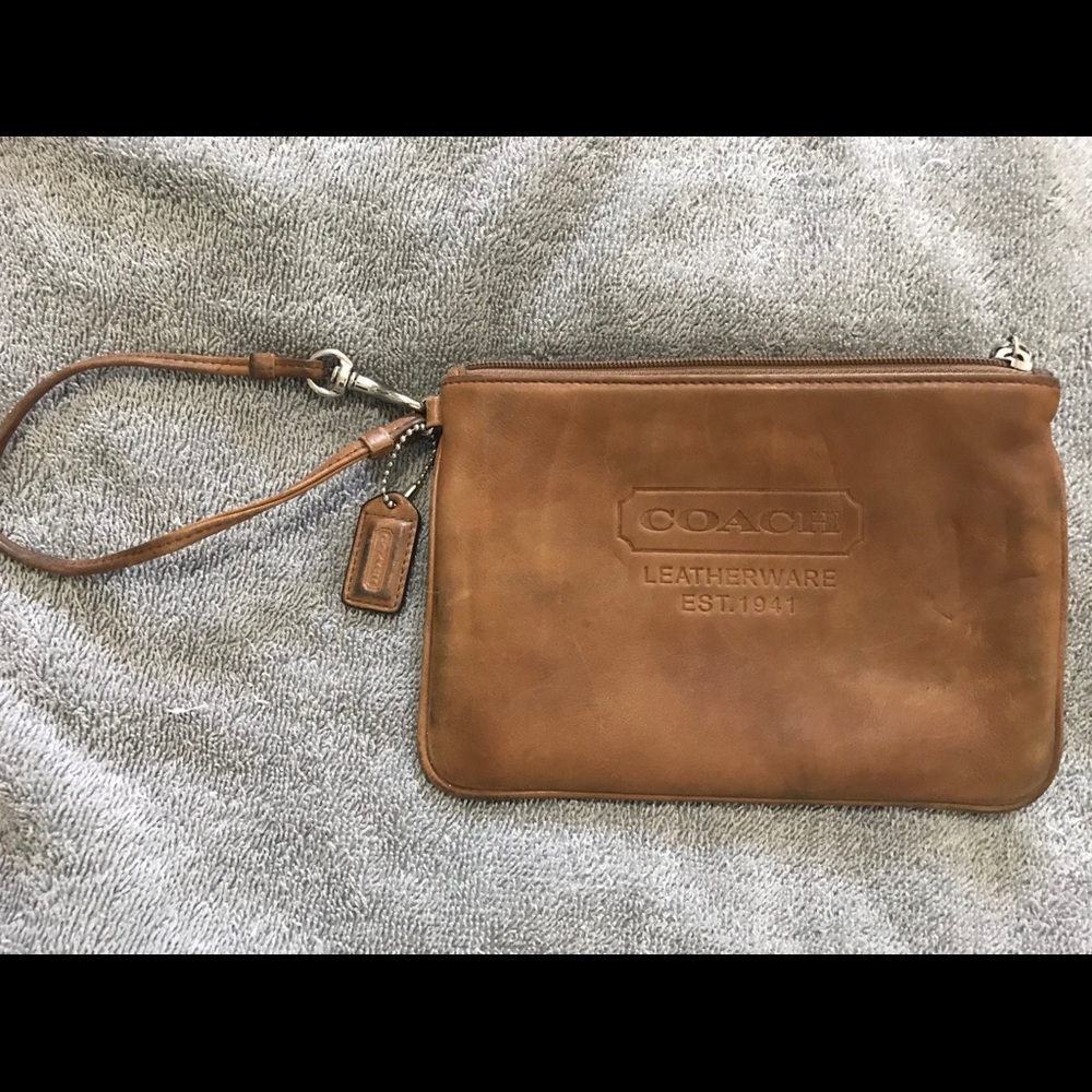 Vintage Coach leather wristlet